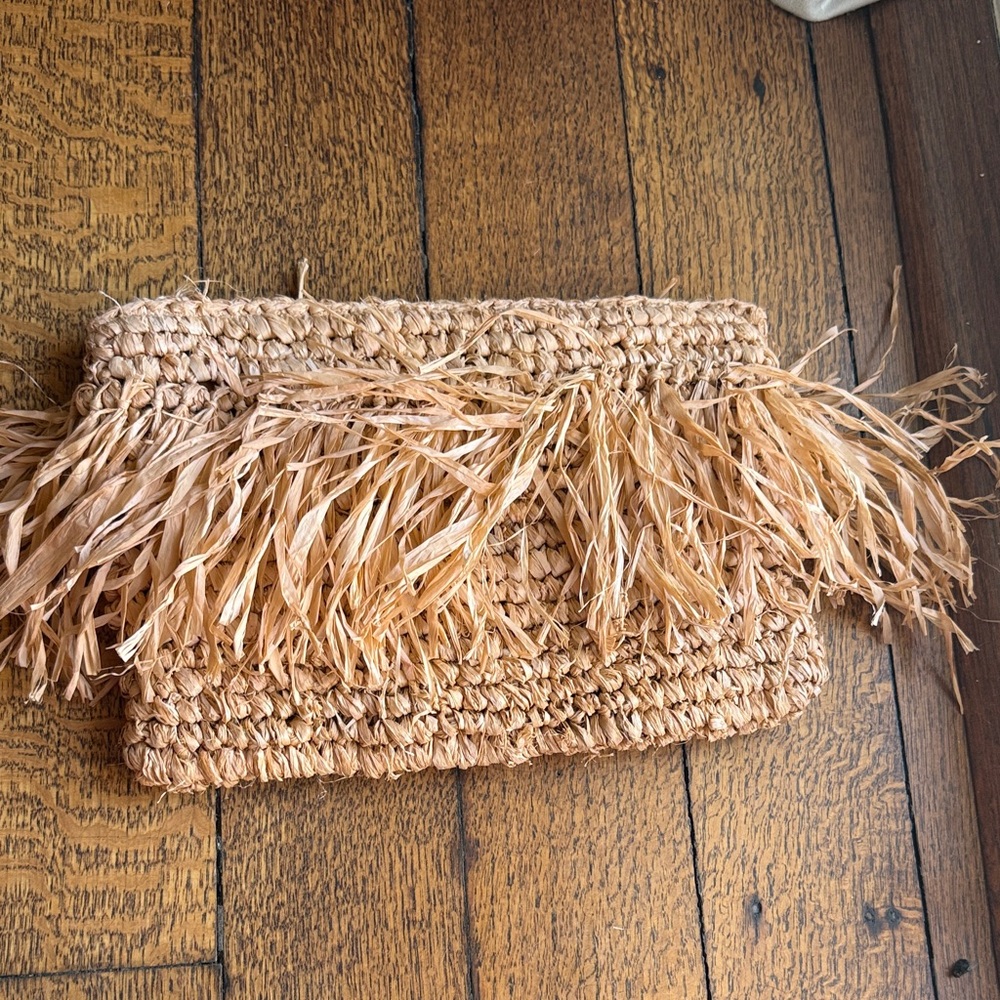 Woven Raffia Fringe Clutch - Natural